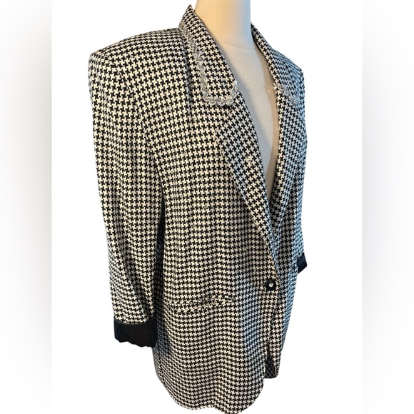 Vintage Black & White Weaved Houndstooth Blazer w/sequins trim detail Size 10 - Picture 3 of 17